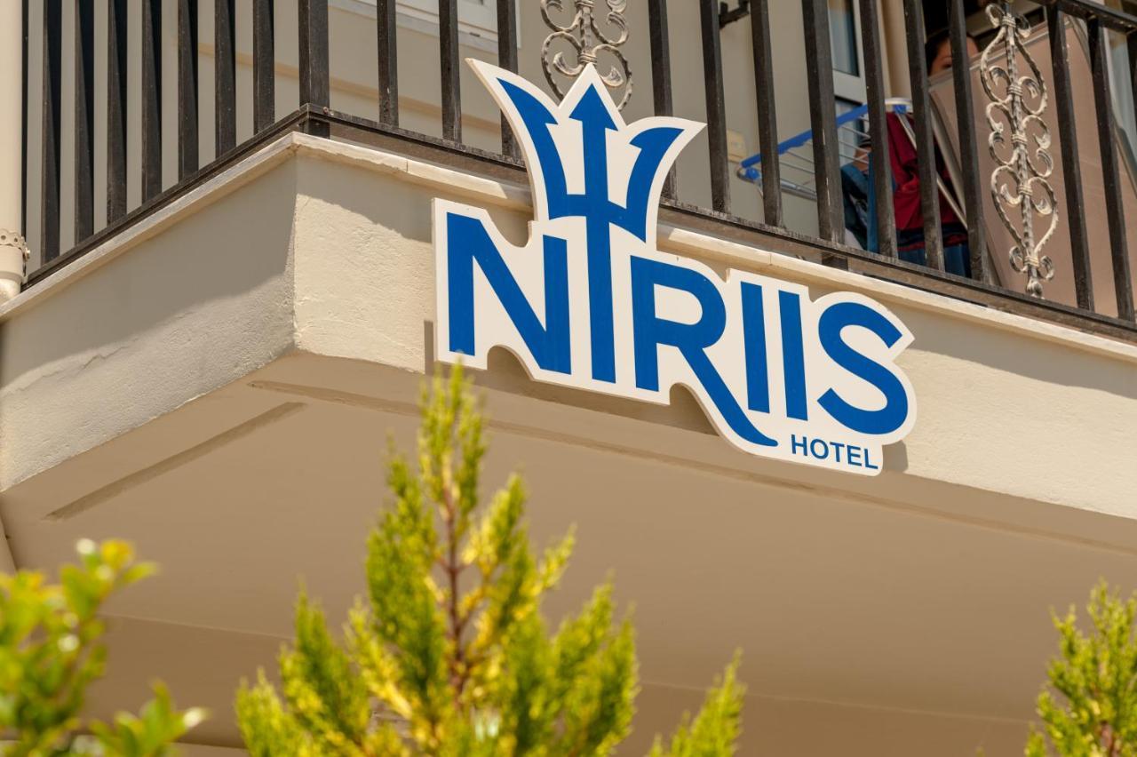 Niriis Hotel Kato Daratso Exteriér fotografie